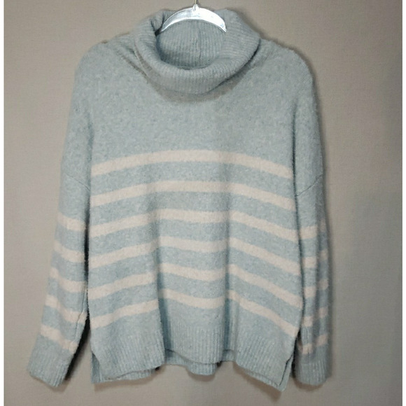 Lilla P Sweater XL Frost Striped Turtleneck Blue with White Stripes Soft Cozy - Picture 1 of 5